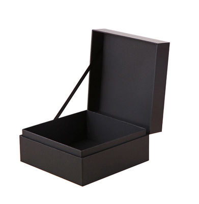 quality Ordine personalizzato Colorato Hard Retail Spedizione Cartone regalo riciclabile con il tuo logo factory